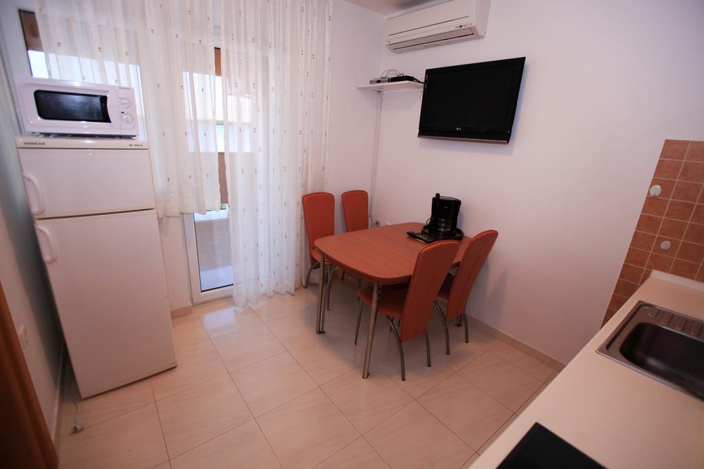 Apartments Miroslav Повляна Экстерьер фото